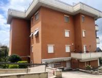 Appartamento in vendita a CASTEL MADAMA su Via Roma foto 1 di 16
