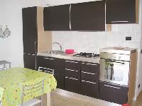 Appartamento in vendita a TORTORETO su Via Oberdan foto 1 di 5