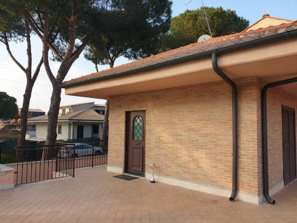 Villa in vendita a fonte-nuova - palombarese. Foto 6 di 7 