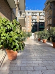Appartamento in vendita a  ROMA su Via San Damaso foto 1 di 6