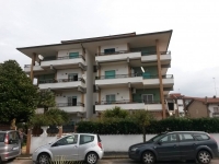 Appartamento in vendita a POMEZIA su Via Michelangelo foto 1 di 12