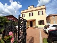 Appartamento in affitto a  TIVOLI su Bivio San Polo foto 1 di 15