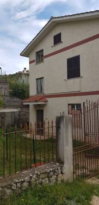 Villa in vendita a monteflavio - via-enrico-fermi. Foto 1 di 1 