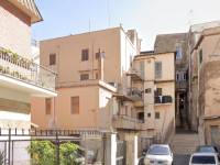 Appartamento in vendita a  TIVOLI su Vicolo Dei Sosii foto 1 di 16